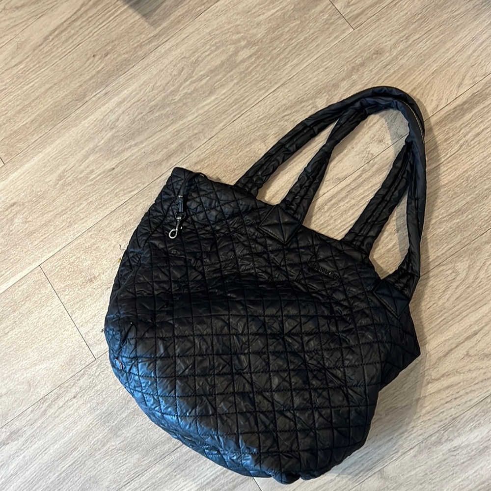 Medium Black Metro Tote